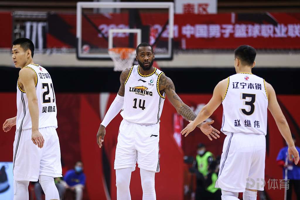 河南险胜辽宁，新援爆发率先拿下关键战胜